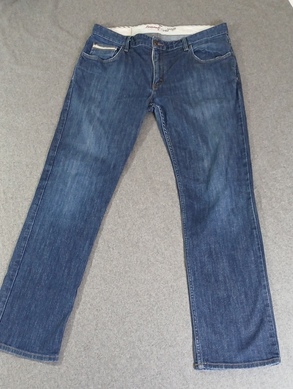 Vans Men’s Boot Cut Jeans in Mid Blue Wash 36x31